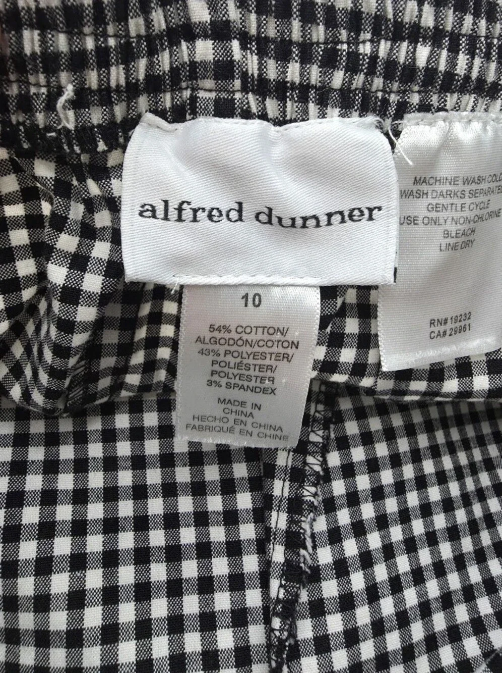 Alfred Dunner Women's Size 10 Gingham Pants Floral Embroidered Ankle Hem Black